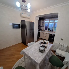 In Baku 70.0 m² apartment is for sale - Image 5