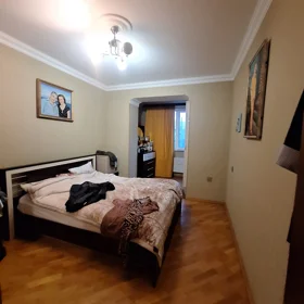 In Baku 70.0 m² apartment is for sale - Image 9