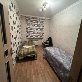 In Baku 70.0 m² apartment is for sale - Image 6