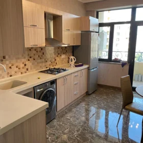 In Baku 100.0 m² apartment is for rent - Image 4