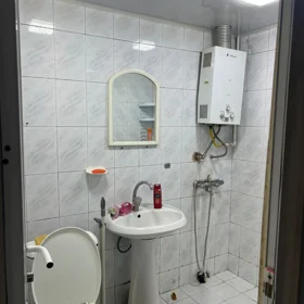 In Baku 42.0 m² apartment is for rent - Image 2