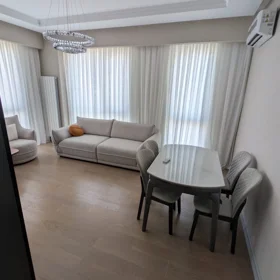 In Baku 80.0 m² apartment is for rent - Image 3