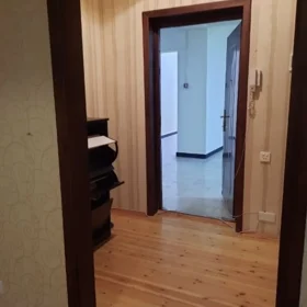 In Baku 90.0 m² apartment is for rent - Image 4
