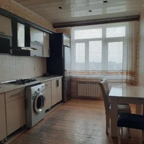In Baku 90.0 m² apartment is for rent - Image 5
