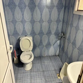 In Binəqədi rayonu 100.0 m² house with 3.0 rooms is for sale - Image 10