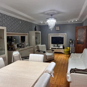 In Ganja 80.0 m² apartment is for sale - Image 3