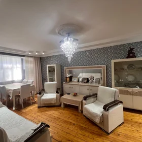 In Ganja 80.0 m² apartment is for sale - Image 5