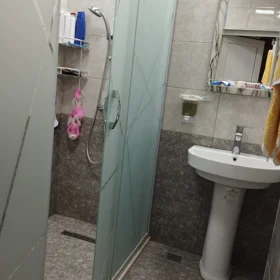 In Baku 60.0 m² apartment is for sale - Image 3