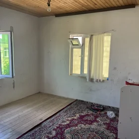 In nan 100.0 m² house with 3.0 rooms is for sale - Image 2