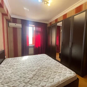 In Baku 77.0 m² apartment is for rent - Image 2