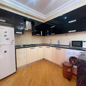 In Baku 77.0 m² apartment is for rent - Image 9