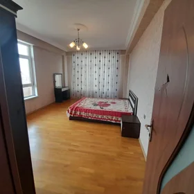 In Xətai rayonu 135.0 m² apartment is for rent - Image 4