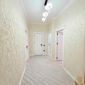 In Baku 77.0 m² apartment is for sale - Image 3