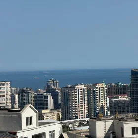 In Baku 178.0 m² apartment is for sale - Image 4