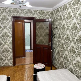 In Baku 70.0 m² apartment is for rent - Image 4