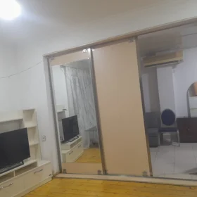 In Baku 60.0 m² house with 2.0 rooms is for rent - Image 9