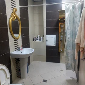 In Baku 85.0 m² apartment is for rent - Image 8