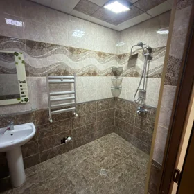 In Khirdalan 70.0 m² apartment is for rent - Image 7