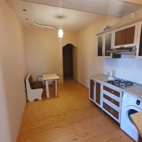 In Baku 70.0 m² apartment is for rent - Image 6