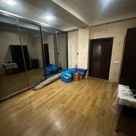 In Baku 80.0 m² apartment is for rent - Image 9