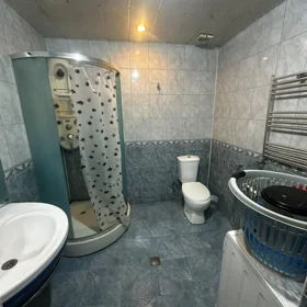 In Baku 80.0 m² apartment is for rent - Image 10