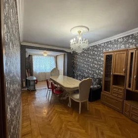 In Baku 80.0 m² apartment is for rent - Image 3