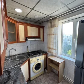 In Baku 80.0 m² apartment is for rent - Image 7