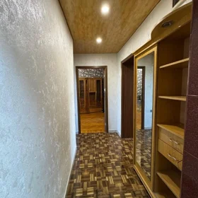 In Baku 80.0 m² apartment is for rent - Image 8