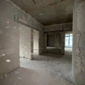 In Baku nan m² apartment is for sale - Image 4
