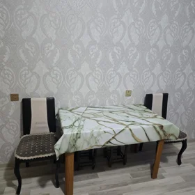 In Baku 60.0 m² house with 3.0 rooms is for rent - Image 6