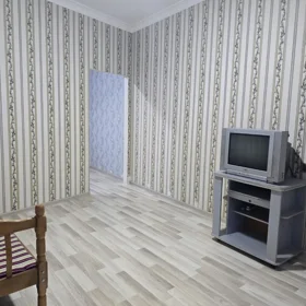 In Baku 60.0 m² house with 3.0 rooms is for rent - Image 9