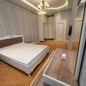 In Baku 85.0 m² apartment is for rent - Image 4