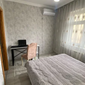 In Baku 61.0 m² apartment is for sale - Image 9