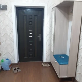 In Baku 70.0 m² apartment is for sale - Image 4