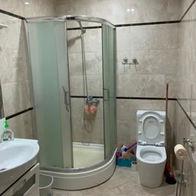 In Baku 130.0 m² apartment is for rent - Image 8