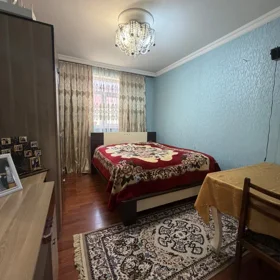 In nan 100.0 m² house with 7.0 rooms is for sale - Image 8