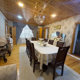 In nan 100.0 m² house with 7.0 rooms is for sale - Image 9