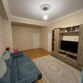 In Khirdalan 74.0 m² apartment is for sale - Image 3