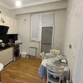 In Khirdalan 74.0 m² apartment is for sale - Image 7