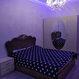 In Binəqədi rayonu 110.0 m² apartment is for rent - Image 2