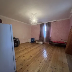 In Suraxanı rayonu 145.0 m² house with 3.0 rooms is for sale - Image 2