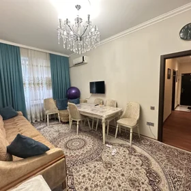 In Khirdalan 62.0 m² apartment is for sale - Image 2