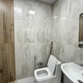 In Khirdalan 65.0 m² apartment is for sale - Image 10