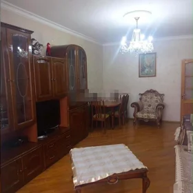In Baku 90.0 m² apartment is for sale - Image 4