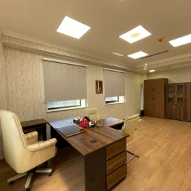 In Baku 250.0 m² office is for rent - Image 4