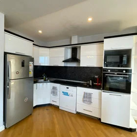In Baku 145.0 m² apartment is for rent - Image 6