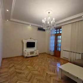 In Baku 65.0 m² apartment is for rent - Image 3