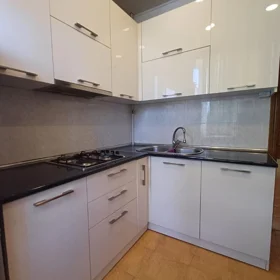 In Baku 65.0 m² apartment is for rent - Image 10