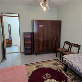 In Baku 70.0 m² house with 2.0 rooms is for rent - Image 3