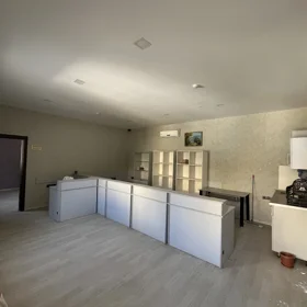 In Səbail rayonu 187.0 m² commercial is for sale - Image 7